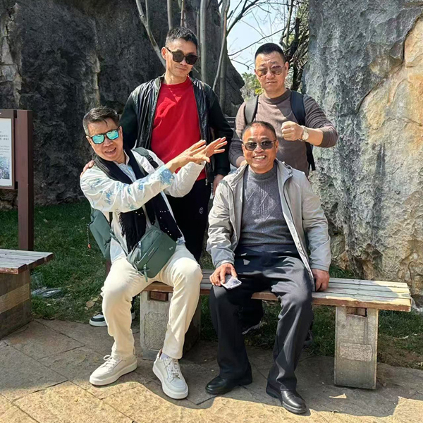 “旅行界-F4”-非你們莫屬，主打一個帥氣又歡樂！   aa.jpg